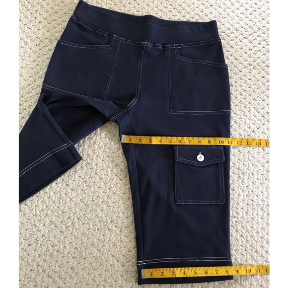 Neiman Marcus Pedal Pushers Navy Blue - Picture 5 of 8